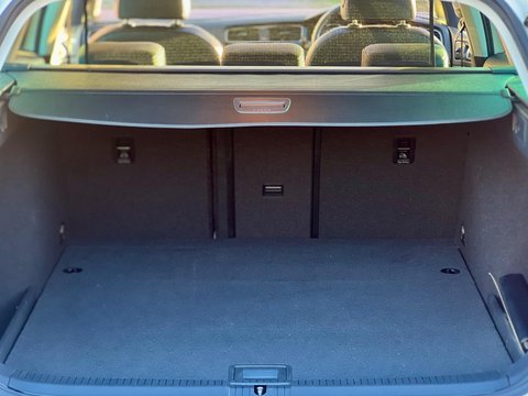 Volkswagen Golf 1.4 TSI BlueMotion Tech SE DSG Euro 5 (s/s) 5dr 21