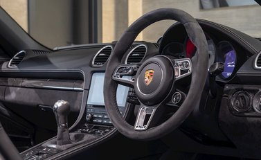 Porsche 718 Boxster GTS 4.0 9