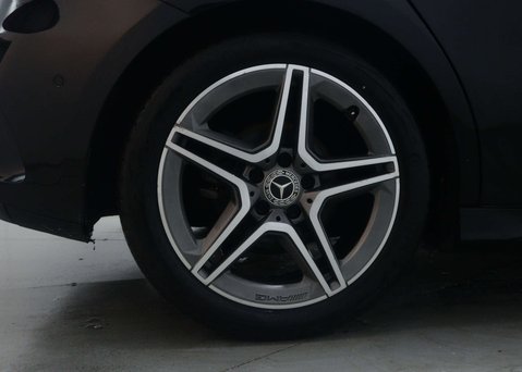 Mercedes-Benz A Class 1.3 A 180 AMG Line Exeutive Auto 5dr 14