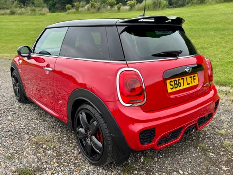 Mini Hatch JOHN COOPER WORKS 7