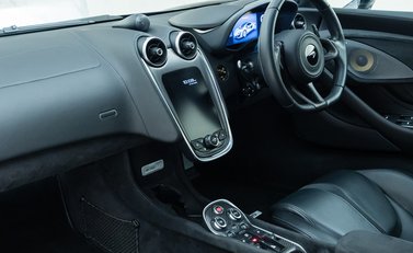 McLaren 570 GT MSO Black Collection 21