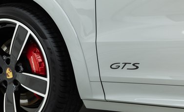 Porsche Cayenne GTS Coupe 26