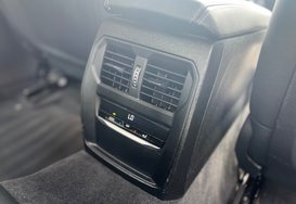 BMW 3 Series 318D SPORT 29