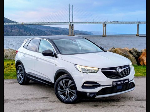 Vauxhall Grandland X 1.5 Turbo D SRi Nav Euro 6 (s/s) 5dr 3