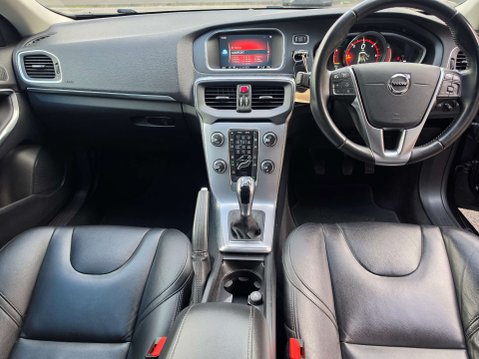 Volvo V40 2.0 V40 Inscription D3 5dr 54