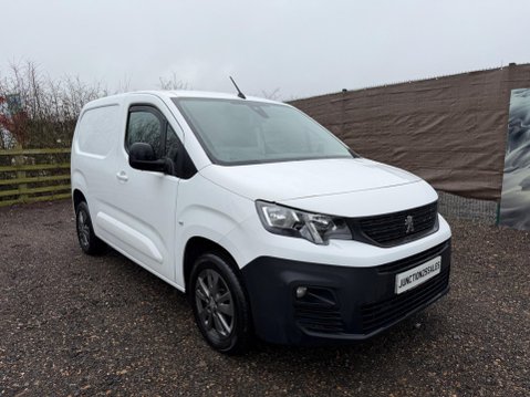 Peugeot Partner 1.5 BlueHDi 1000 Asphalt Premium Standard Panel Van EAT8 SWB Euro 6 (s/s) 5 2