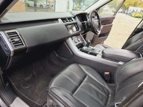 Land Rover Range Rover Sport 3.0 SD V6 HSE Auto 4WD Euro 6 (s/s) 5dr 56