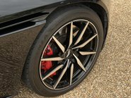 Aston Martin DB11 V8 36