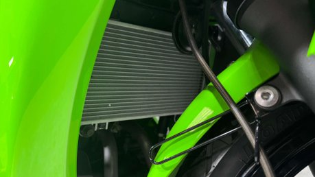 Kawasaki Ninja 250 EX 2008 ONLY 160 MILES OUTSTANDING CONDITION A2 READY 250CC 21