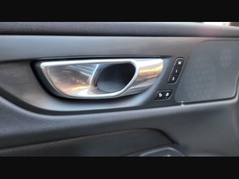 Volvo V60 D3 INSCRIPTION 30