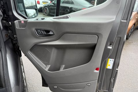 Ford Transit 350 LIMITED ECOBLUE - RARE SPEC VAN - L3H2 - CRUISE -CAMERA - LWB MID ROOF 20