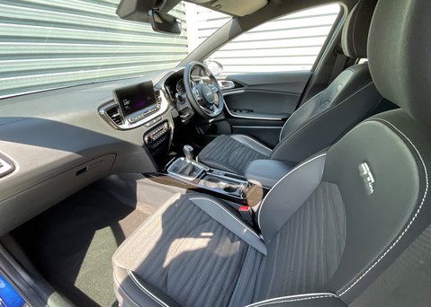 Kia Ceed 1.5T GDi ISG GT-Line 11