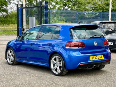 Volkswagen Golf R 2.0 DSG (Wingback) DCC 3