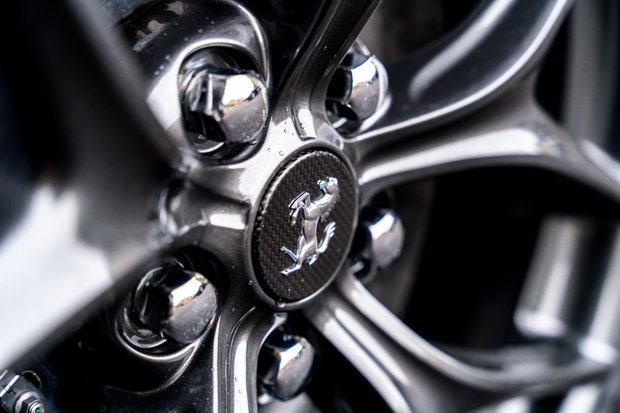 Ferrari F12 Berlinetta 4-LAYER BIANCO ITALIA PAINTWORK. CARBON FIBRE INTERIOR. JBL SOUND SYSTEM. 4