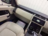 Land Rover Range Rover 4.4 Range Rover Autobiography SDV8 Auto 4WD 5dr 69