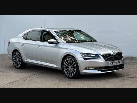 Skoda Superb 2.0 Superb Laurin & Klement TSi Semi-Auto 5dr