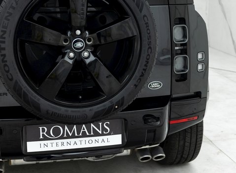 Land Rover Defender 110 V8 23