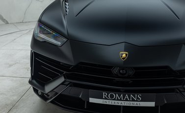 Lamborghini Urus S 31