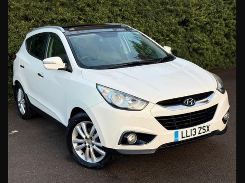 Hyundai ix35 2.0 CRDi Premium Auto 4WD Euro 5 5dr 7