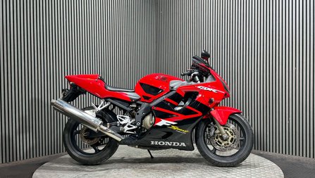 Honda CBR 2001 ONLY 15K RUNNING PROJECT BIKE 600CC SPORT
