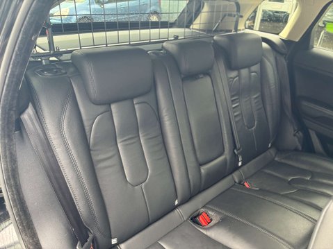 Land Rover Range Rover Evoque 2.2 Range Rover Evoque Pure Tech SD4 Auto 4WD 5dr 9