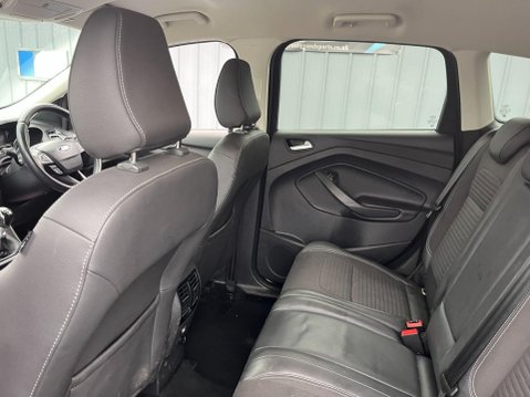 Ford Kuga 2.0 TDCi Titanium Euro 6 (s/s) 5dr 31