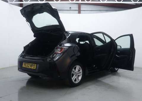 Toyota Corolla 1.8 Corolla Icon HEV CVT 5dr 57