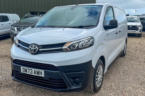 Toyota Proace SWB L1H1 Low Roof Icon Air Con Nav Sensors EURO 6