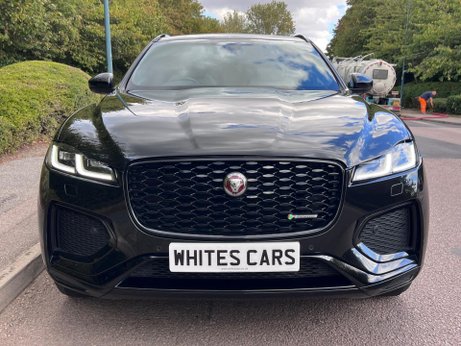 Jaguar F-Pace 2.0 D200 MHEV R-Dynamic Black Auto AWD Euro 6 (s/s) 5dr 52