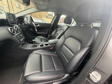 Mercedes-Benz A Class A 180 D SPORT PREMIUM 17