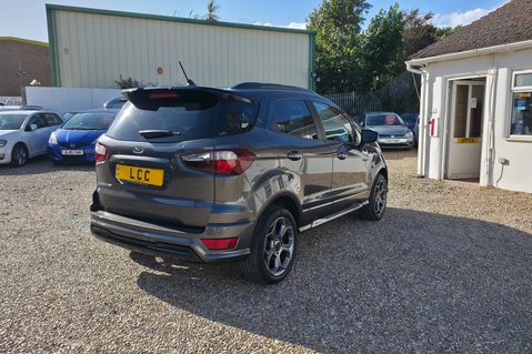 Ford Ecosport ST-LINE.. 3 SERVICES.. ONLY 50000 MILES.APPLE PLAY.,STUNNING EXAMPLE  9