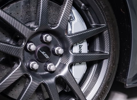 Ford GT Carbon Series 43