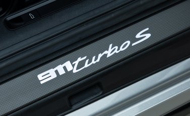 Porsche 911 Turbo S (992) 27