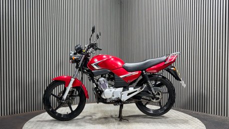 Yamaha YBR 125 2009 ONLY 5K NON RUNNING PROJECT BIKE SPARES OR REPAIR 125CC 4