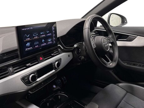 Audi A4 2.0 A4 S Line 35 TFSI MHEV Semi-Auto 4dr 2