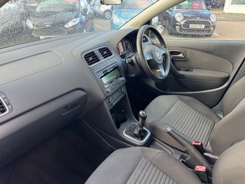 Volkswagen Polo SEL TSI 11