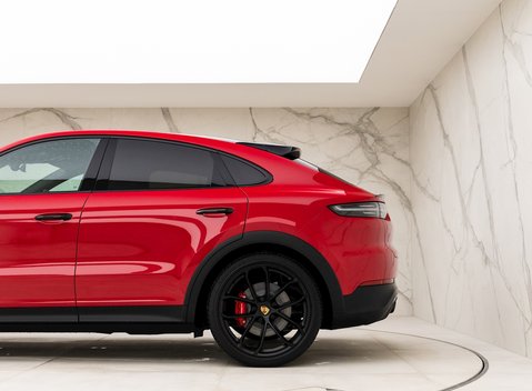 Porsche Cayenne GTS Coupé 31
