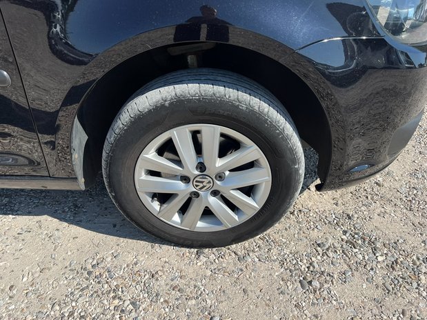 Volkswagen Caddy SWB L1H1 Low Roof Highline Air Con Alloys Sensors EURO 6 NO VAT 16