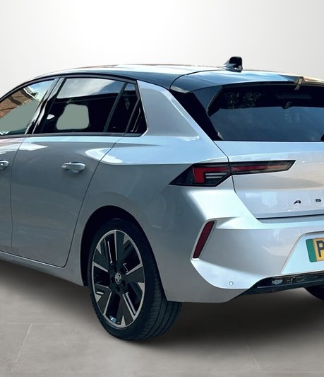 Vauxhall Astra 115kW Ultimate 54kWh 5dr Auto