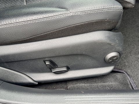 Mercedes-Benz C Class C200 D SPORT 18