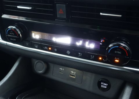 Nissan X-Trail 1.5 h e-POWER Acenta Premium SUV 5dr Petrol Hybrid Auto Euro 6 (s/s) (204 p 29