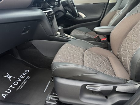 Toyota Yaris Cross EXCEL 45