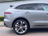 Jaguar F-Pace 2.0 D200 MHEV R-Dynamic HSE Auto AWD Euro 6 (s/s) 5dr 15