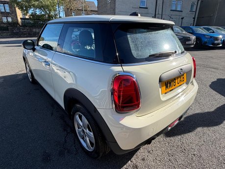 Mini Hatch ONE 8