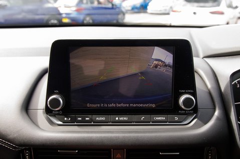 Nissan Qashqai DIG-T ACENTA PREMIUM DCT MHEV 28