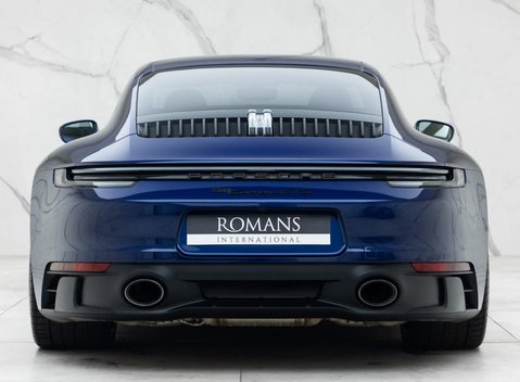 Porsche 911 Carrera GTS (992) 5