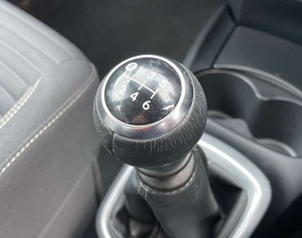 Toyota Yaris 1.5 Yaris Icon Tech VVT-i 5dr 42