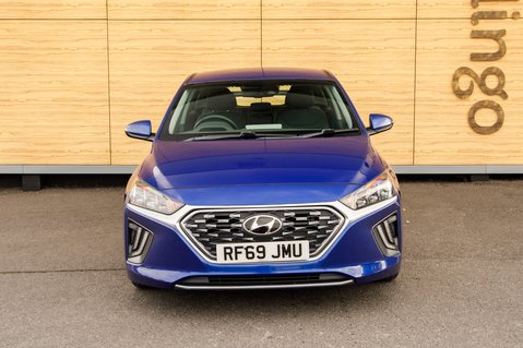 Hyundai IONIQ FIRST EDITION MHEV 5