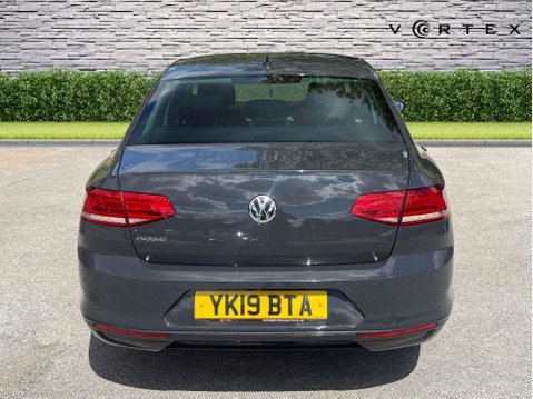 Volkswagen Passat 2.0 Passat SE Business TDI 4dr 6