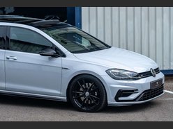 Volkswagen Golf 2.0 Golf R TSi Semi-Auto 4WD 5dr 24